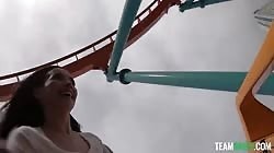 29 08 2022 Aria Lee - Flashing At The Theme Park